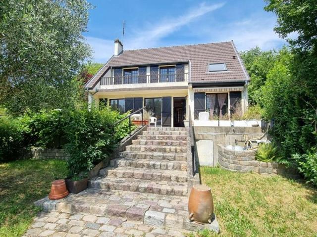 Maison de luxe de 6 pièces en vente à Bagneux, France