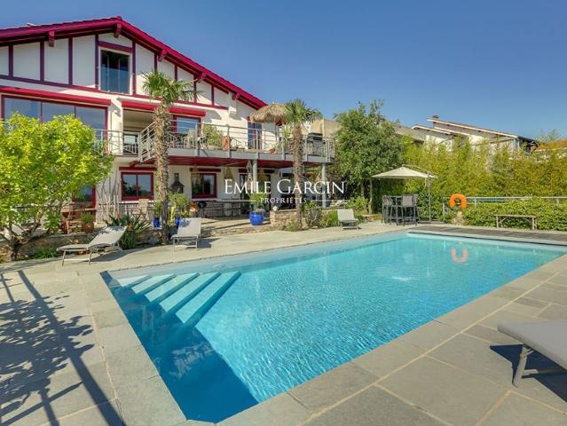 Maison de luxe de 6 pièces en vente à Biarritz, Nouvelle Aquitaine