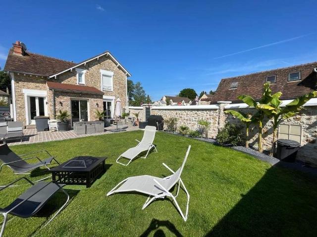 Maison de luxe de 6 pièces en vente à Boissise la Bertrand, Île de France