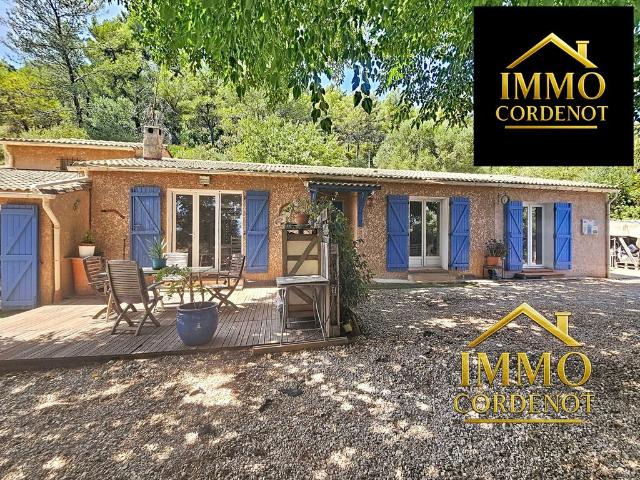 Maison de luxe de 6 pièces en vente à Cuers, Provence Alpes Côte d'Azur