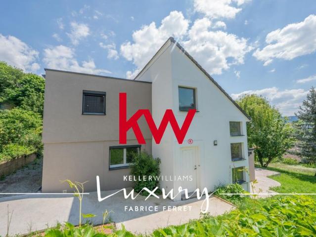 Maison de luxe de 6 pièces en vente à Durtol, France