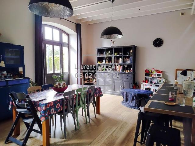 Maison de luxe de 6 pièces en vente à Dinan, Bretagne