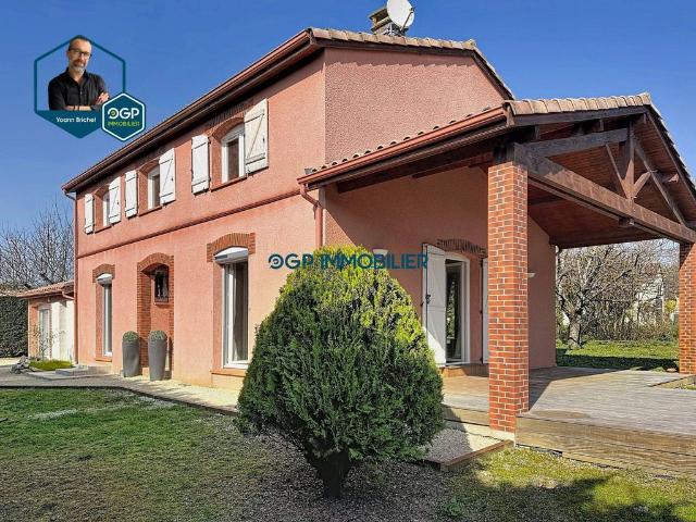 Maison de luxe de 6 pièces en vente à Garidech, France