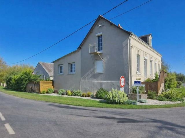 Maison de luxe de 6 pièces en vente à Gennes, France