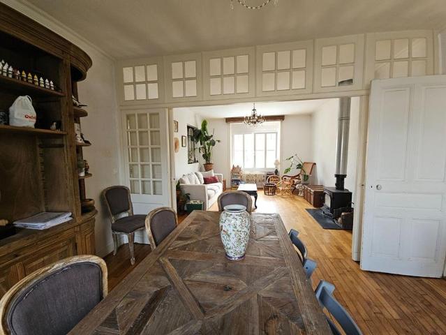 Maison de luxe de 6 pièces en vente à Granville, France