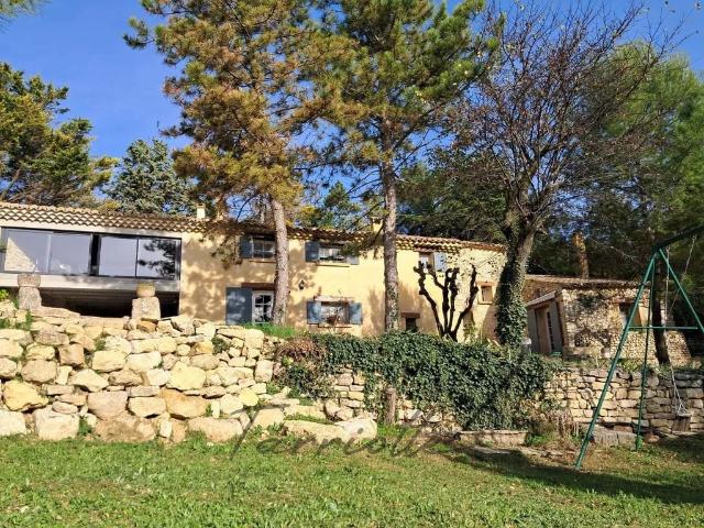 Maison de luxe de 6 pièces en vente à Grignan, Auvergne Rhône Alpes