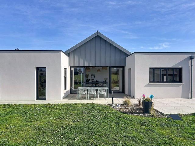 Maison de luxe de 6 pièces en vente à Hillion, Bretagne