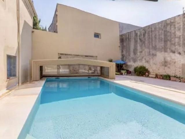 Maison de luxe de 6 pièces en vente à Lunel, France