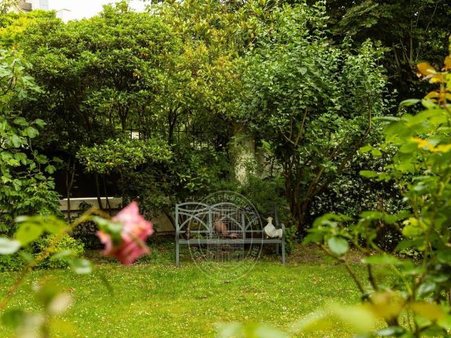 Maison de luxe de 6 pièces en vente à La Muette, Auteuil, Porte Dauphine, France