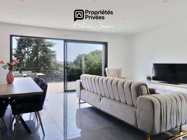 Maison de luxe de 6 pièces en vente à La Séguinière, France