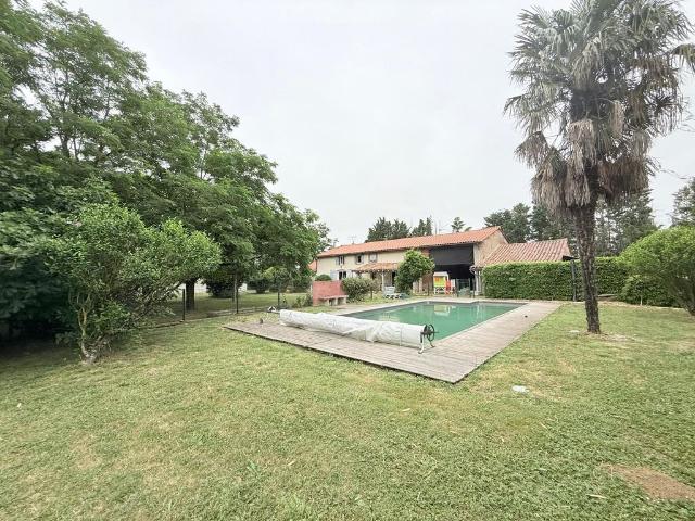 Maison de luxe de 6 pièces en vente à Labarthe sur Lèze, Occitanie