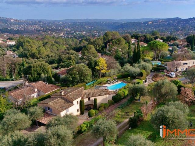 Maison de luxe de 6 pièces en vente à Le Tignet, Provence Alpes Côte d'Azur