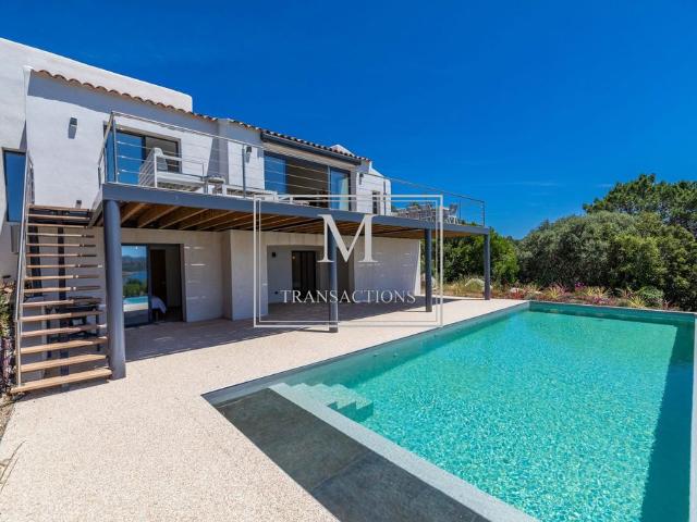 Maison de luxe de 6 pièces en vente à Porto Vecchio, Corse