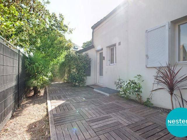 Maison de luxe de 6 pièces en vente à Rueil Malmaison, France