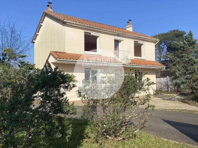 Maison de luxe de 6 pièces en vente à Saint Brevin les Pins, France