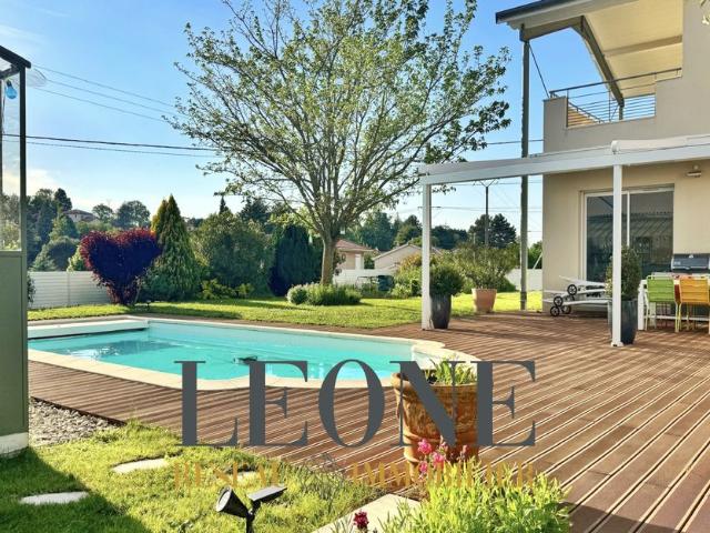 Maison de luxe de 6 pièces en vente à Saint Cyr sur le Rhône, Auvergne Rhône Alpes