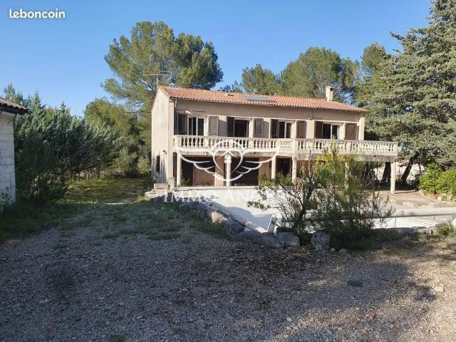 Maison de luxe de 3 chambres en vente à Saint Drézéry, France