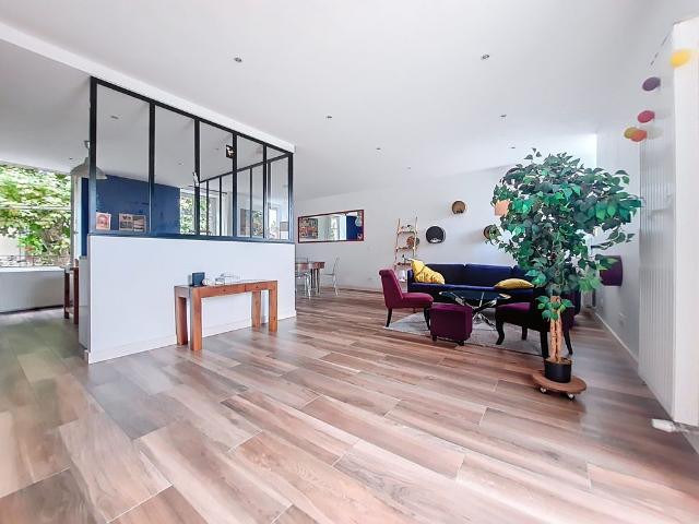 Maison de luxe de 6 pièces en vente à Saint Symphorien d'Ozon, Auvergne Rhône Alpes
