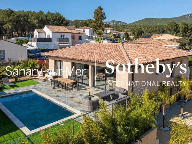 Maison de luxe de 6 pièces en vente à Sanary sur Mer, Provence Alpes Côte d'Azur