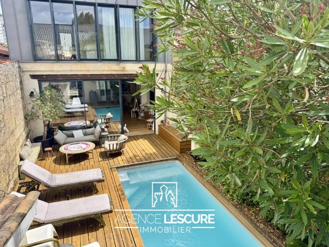 Maison de luxe de 6 pièces en vente à Talence, France