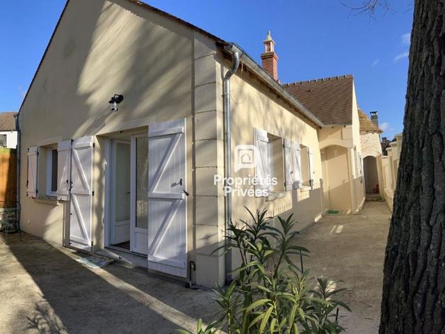 Maison de luxe de 6 pièces en vente à Thoiry, Île de France