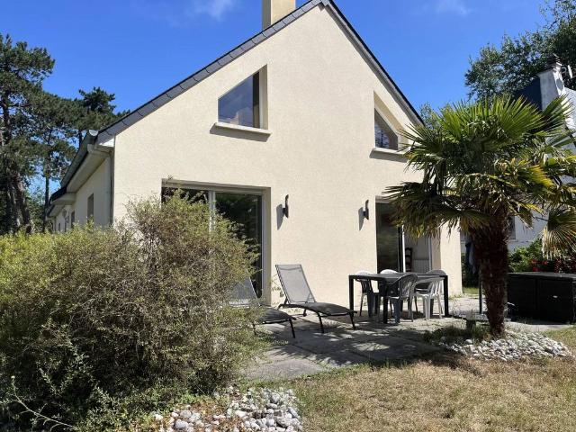 Maison de luxe de 6 pièces en vente à Varaville, Normandie