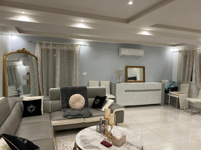 Maison de luxe de 6 pièces en vente à Vétraz Monthoux, France