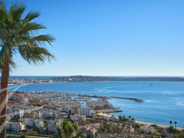 Maison de luxe de 6 pièces en location à Cannes, Provence Alpes Côte d'Azur