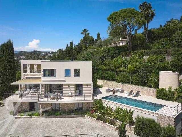 Maison de luxe de 6 pièces en location à Le Cannet, Provence Alpes Côte d'Azur