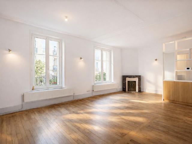 Maison de luxe de 7 chambres en vente à Nancy, France