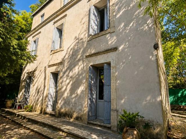 Maison de luxe de 7 pièces en vente à Montpellier, France