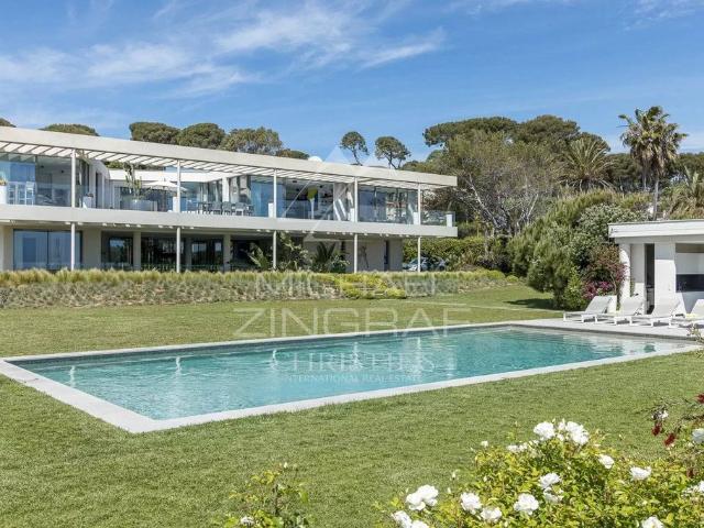 Maison de luxe de 7 pièces en vente à Antibes, Provence Alpes Côte d'Azur
