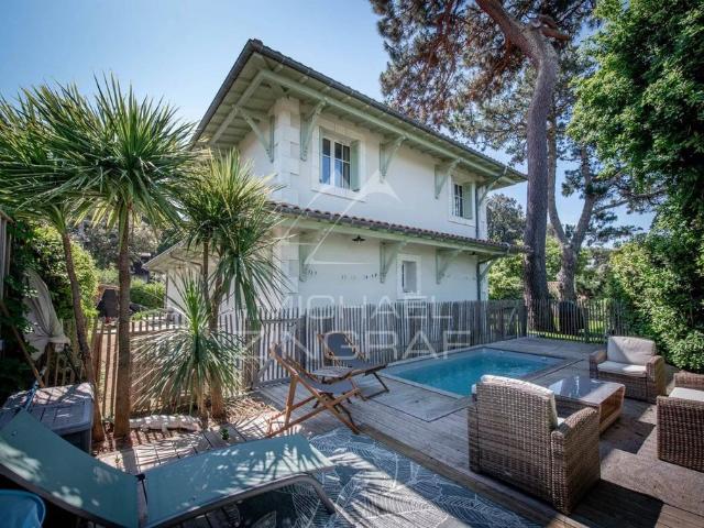 Maison de luxe de 7 pièces en vente à Arcachon, Nouvelle Aquitaine