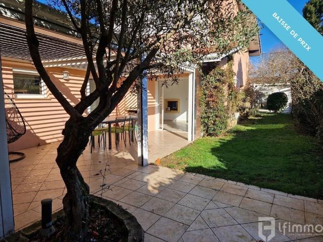 Maison de luxe de 7 pièces en vente à Arès, Nouvelle Aquitaine