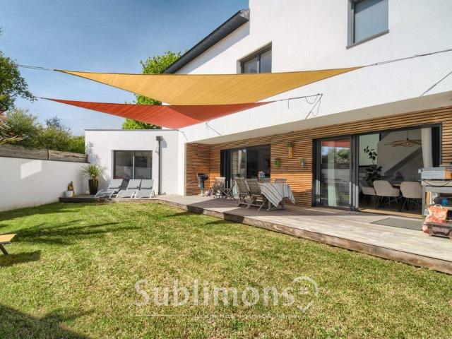 Maison de luxe de 7 pièces en vente à Arradon, Bretagne