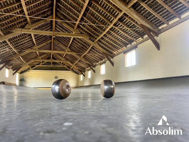 Maison de luxe de 7 pièces en vente à Blou, Pays de la Loire