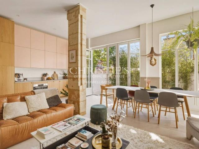 Maison de luxe de 7 pièces en vente à Bordeaux, Nouvelle Aquitaine