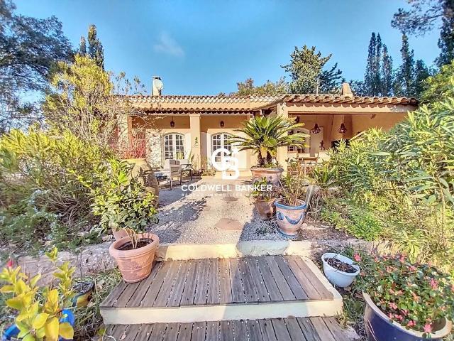 Maison de luxe de 7 pièces en vente à Fréjus, Provence Alpes Côte d'Azur