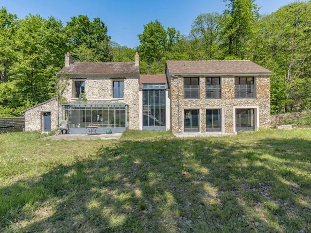 Maison de luxe de 7 pièces en vente à Grosrouvre, Île de France