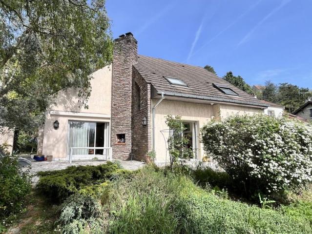 Maison de luxe de 7 pièces en vente à Herblay, France