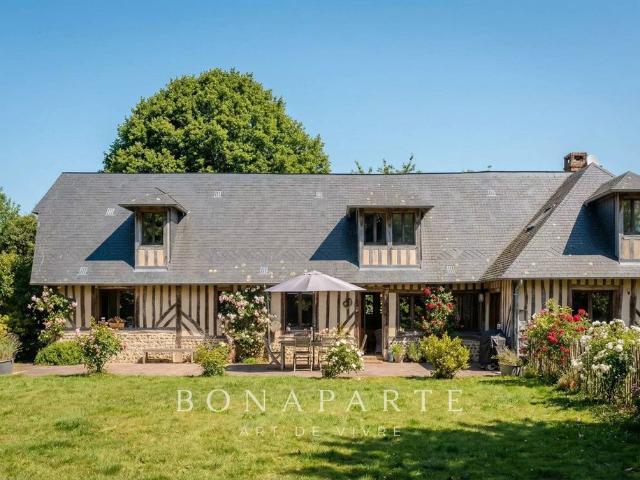 Maison de luxe de 7 pièces en vente à Honfleur, France