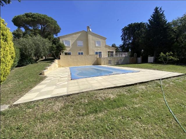 Maison de luxe de 7 pièces en vente à La Seyne sur Mer, Provence Alpes Côte d'Azur