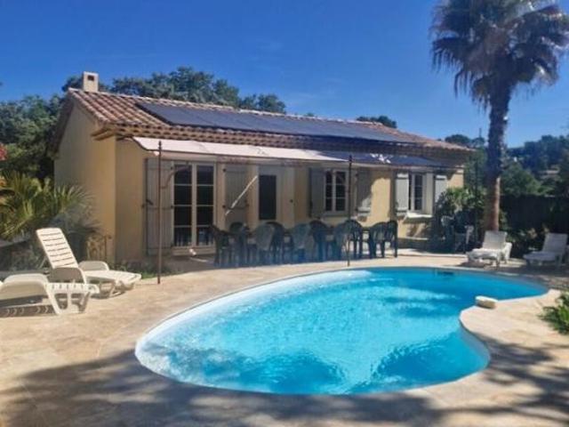 Maison de luxe de 7 pièces en vente à Le Thoronet, France