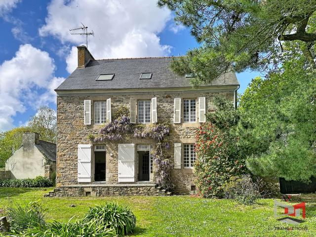 Maison de luxe de 7 pièces en vente à Lézardrieux, France