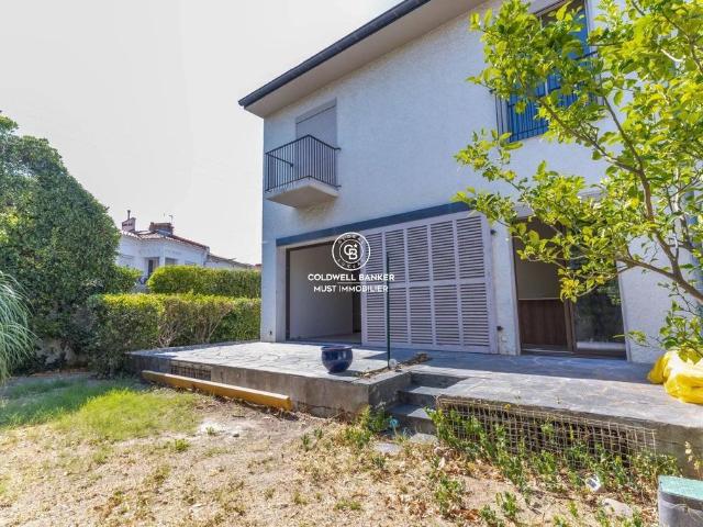 Maison de luxe de 7 pièces en vente à Perpignan, France