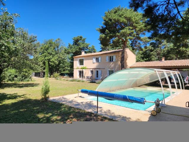 Maison de luxe de 7 pièces en vente à Plan d'Aups Sainte Baume, Provence Alpes Côte d'Azur