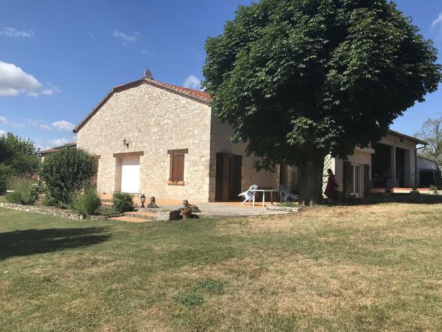 Maison de luxe de 7 pièces en vente à Pont du Casse, France