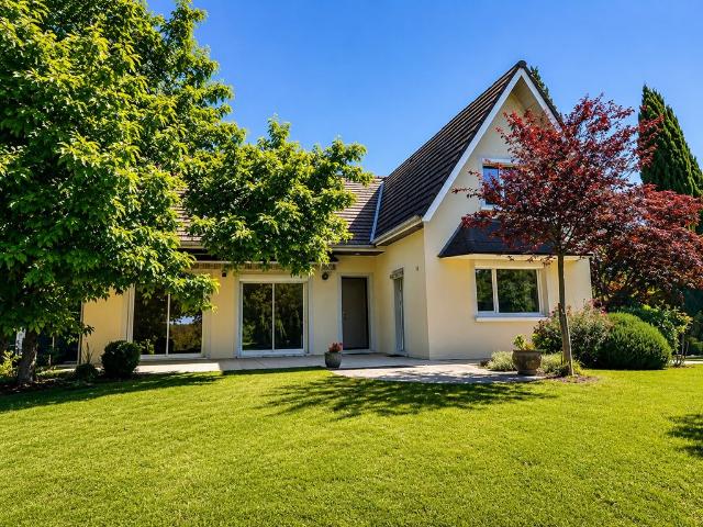 Maison de luxe de 7 pièces en vente à Saint Georges d'Espéranche, Auvergne Rhône Alpes