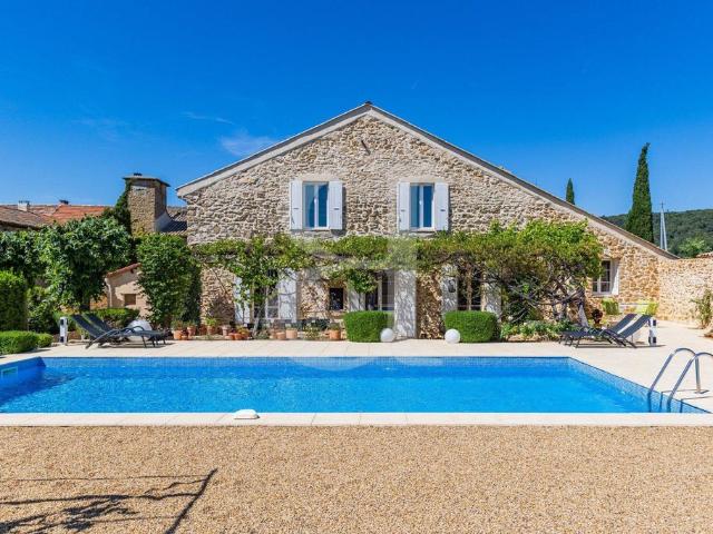Prestigieuse Maison en vente Uchaux, Provence Alpes Côte d'Azur