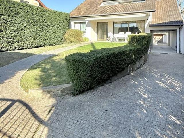 Maison de luxe de 7 pièces en vente à Tremblay en France, France